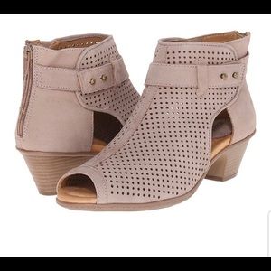 Earth Intrepid Booties